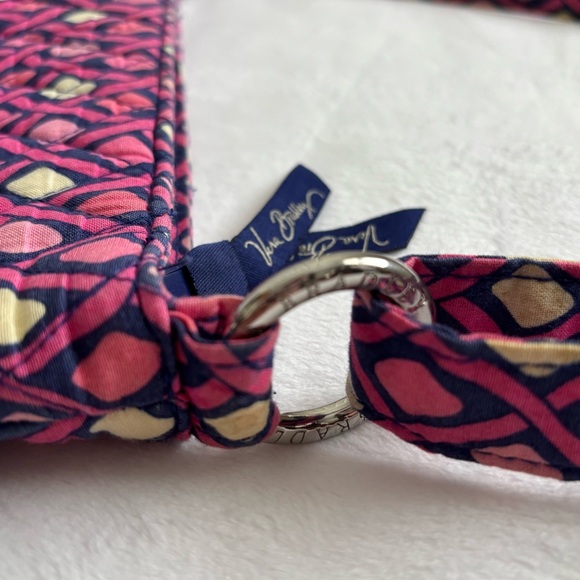 Vera Bradley Katalina Pink Diamond Triple Zip Hipster Crossbody Cosmetic Bag Set - Picture 8 of 16